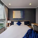 The Landmark Area - The Buildings Nearby Landmark 81
