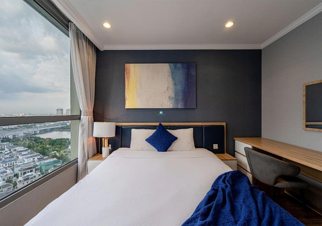 The Landmark Area - The Buildings Nearby Landmark 81 Căn hộ