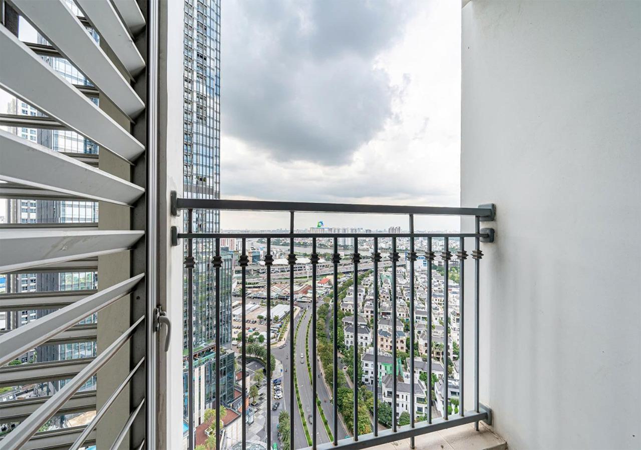 The Landmark Area - The Buildings Nearby Landmark 81 *