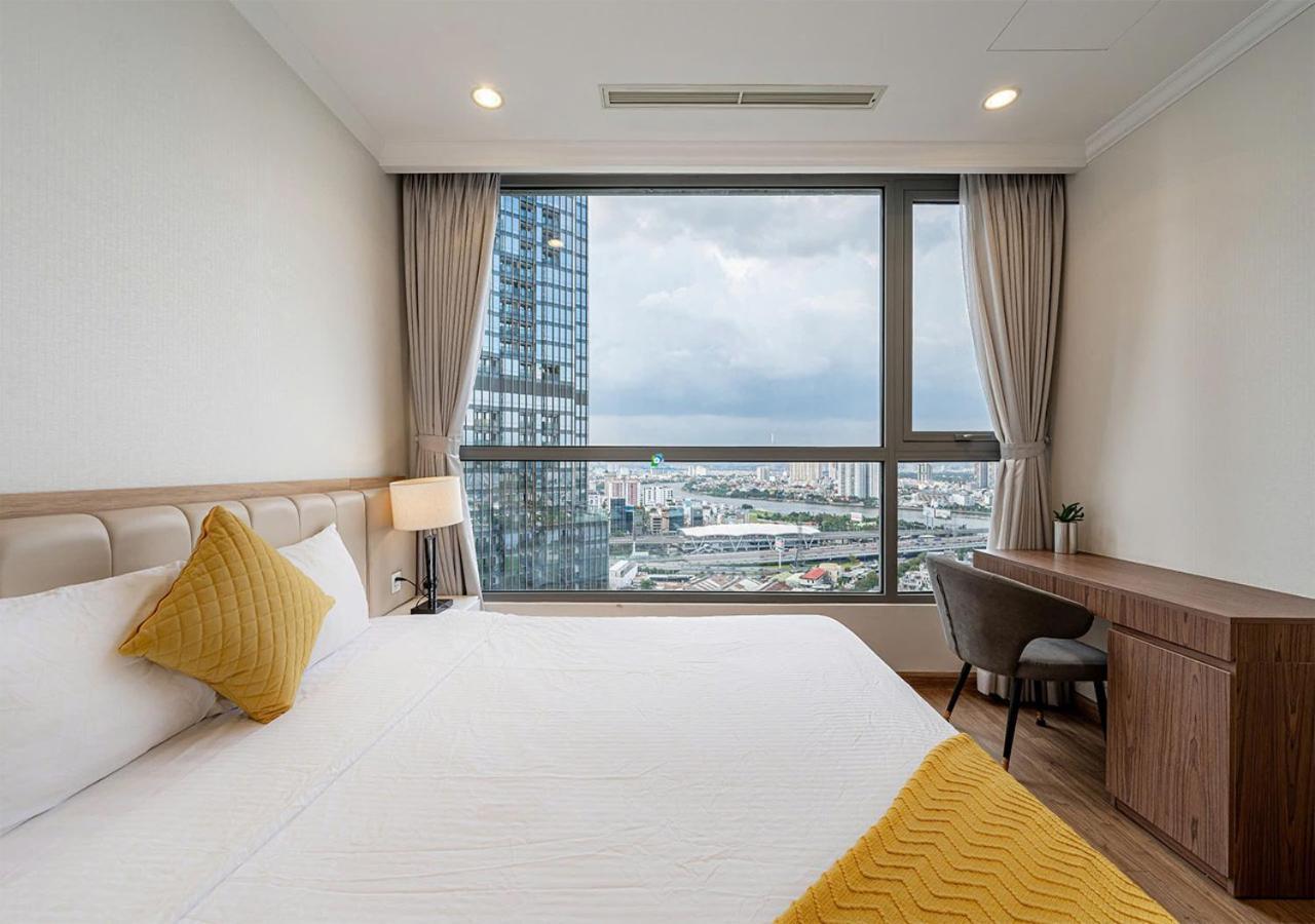 Căn hộ The Landmark Area - The Buildings Nearby Landmark 81