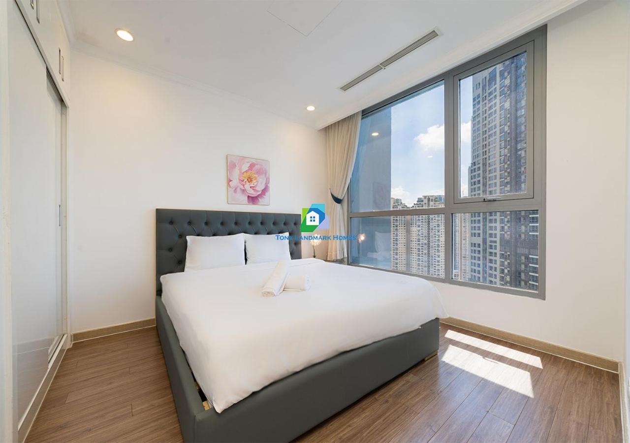 Căn hộ The Landmark Area - The Buildings Nearby Landmark 81