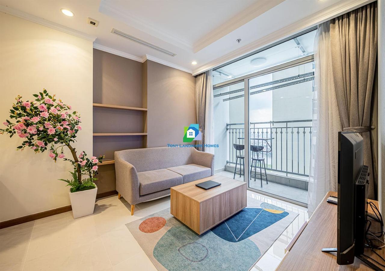 Căn hộ The Landmark Area - The Buildings Nearby Landmark 81 *